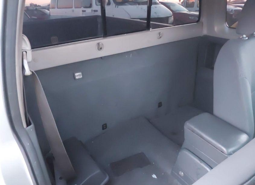 Photo 8 of 2004 Nissan Frontier XE (VIN 1N6DD26T34C432537)