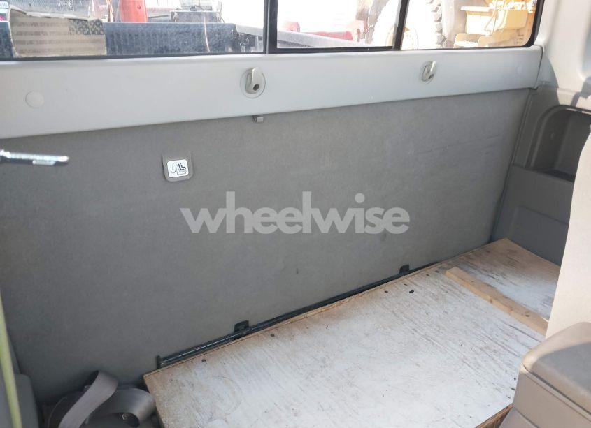 Photo 8 of 2004 Nissan Frontier XE (VIN 1N6DD26T54C472862)