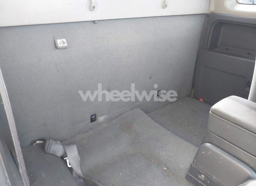 Photo 8 of 2003 Nissan Frontier XE (VIN 1N6DD26T63C436421)