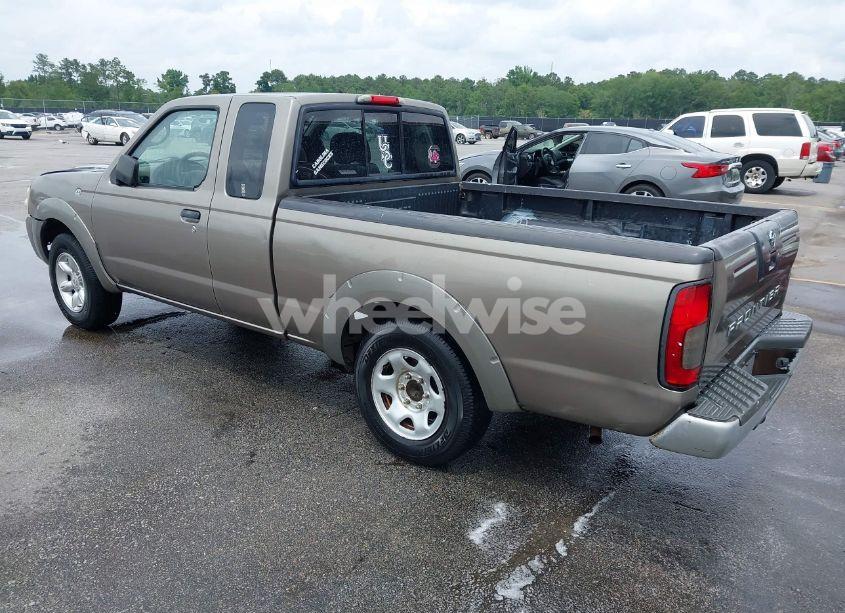 Photo 3 of 2003 Nissan Frontier XE (VIN 1N6DD26T63C440050)