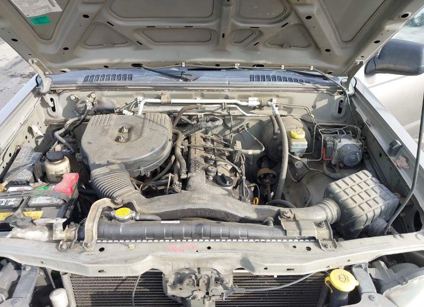 Photo 10 of 2004 Nissan Frontier XE (VIN 1N6DD26T74C408502)