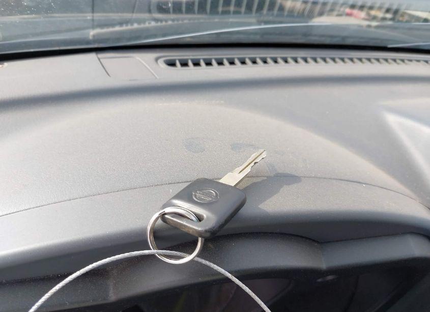 Photo 11 of 2004 Nissan Frontier XE (VIN 1N6DD26T74C408502)