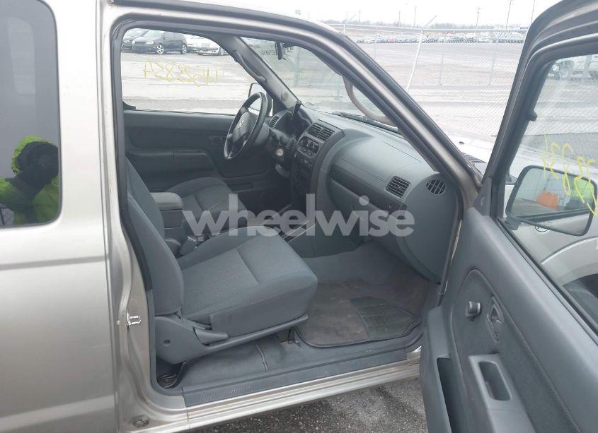 Photo 5 of 2003 Nissan Frontier XE (VIN 1N6DD26T83C413738)