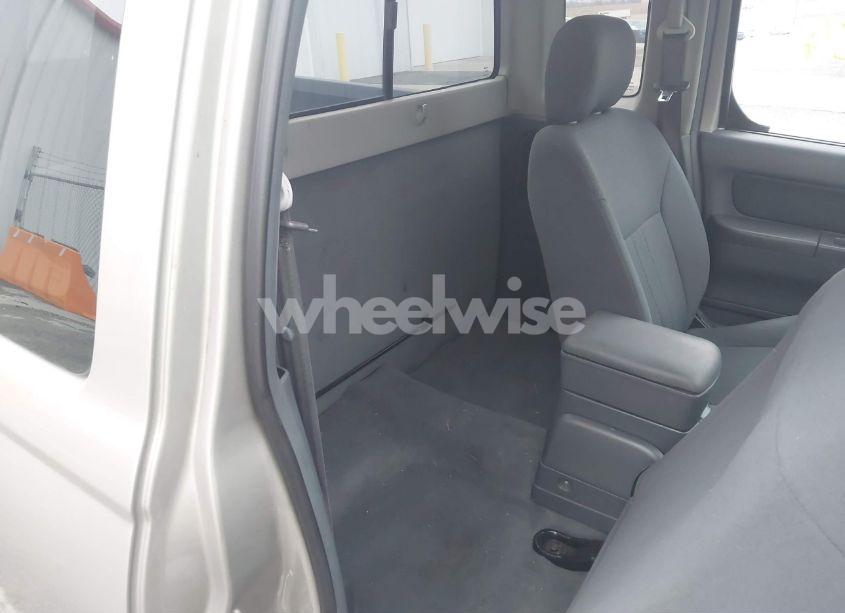 Photo 8 of 2003 Nissan Frontier XE (VIN 1N6DD26T83C413738)