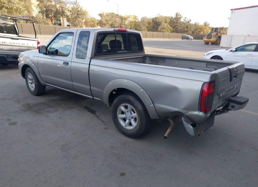 Photo 3 of 2003 Nissan Frontier XE (VIN 1N6DD26T83C447582)