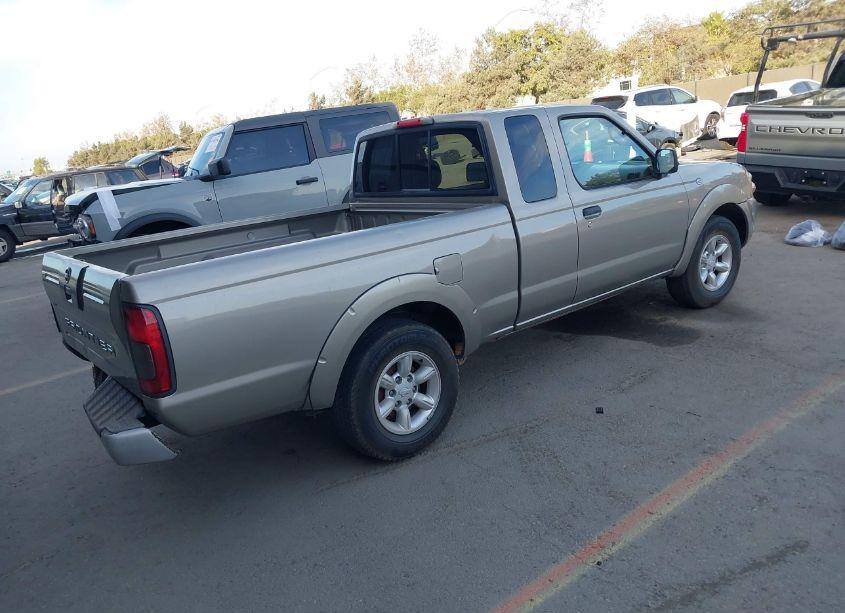 Photo 4 of 2003 Nissan Frontier XE (VIN 1N6DD26T83C447582)