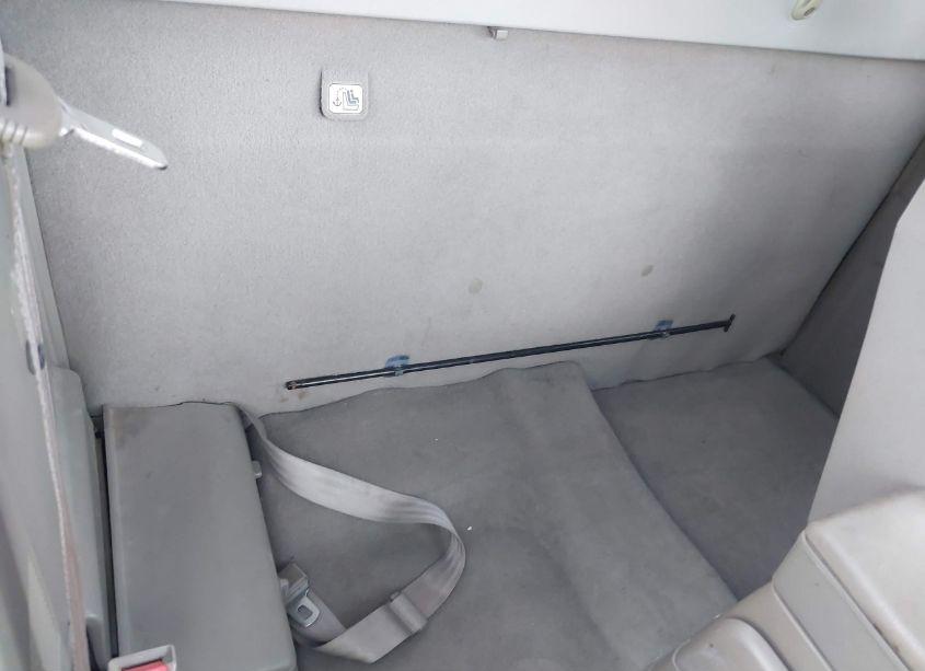 Photo 8 of 2003 Nissan Frontier XE (VIN 1N6DD26T83C447582)