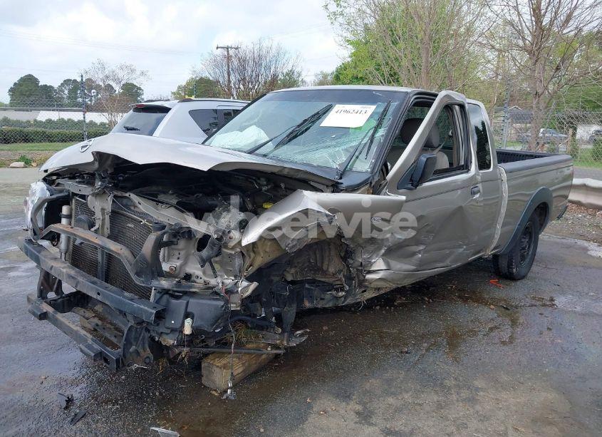 Photo 2 of 2004 Nissan Frontier XE (VIN 1N6DD26T94C459290)