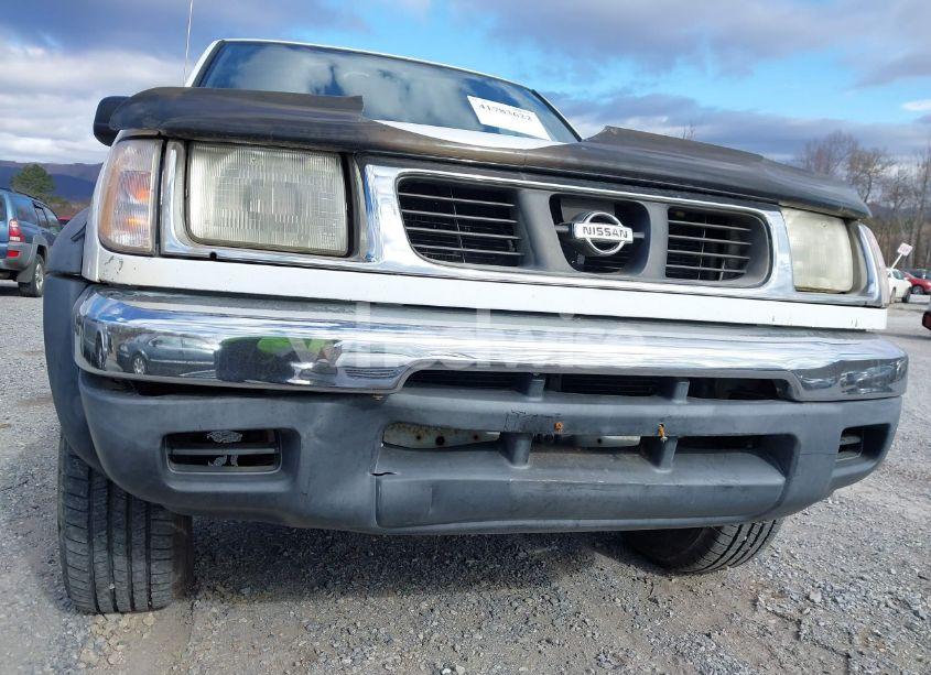 Photo 13 of 1998 Nissan Frontier SE/XE (VIN 1N6DD26Y4WC361816)
