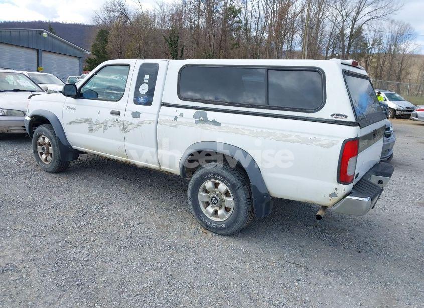 Photo 3 of 1998 Nissan Frontier SE/XE (VIN 1N6DD26Y4WC361816)