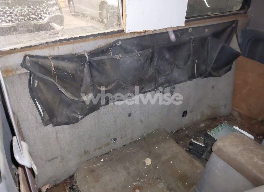 Photo 8 of 1998 Nissan Frontier SE/XE (VIN 1N6DD26Y9WC341111)