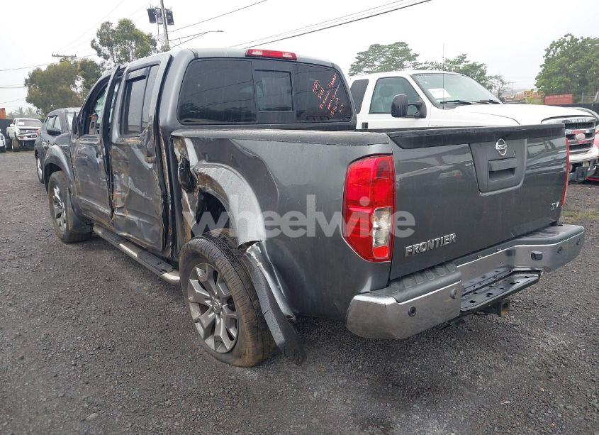 Photo 3 of 2020 Nissan Frontier SV 4X2 (VIN 1N6ED0EA1LN717863)