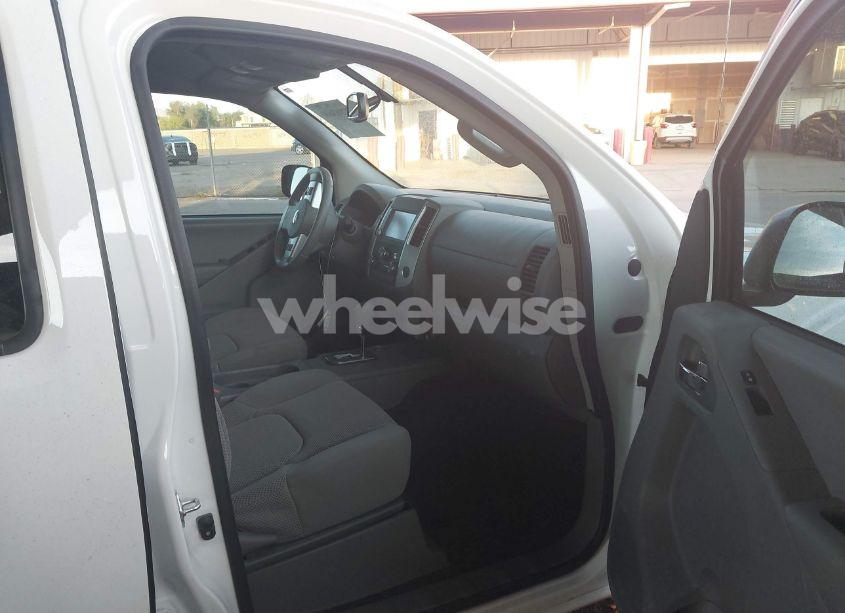 Photo 5 of 2021 Nissan Frontier (VIN 1N6ED0EA3MN710382)