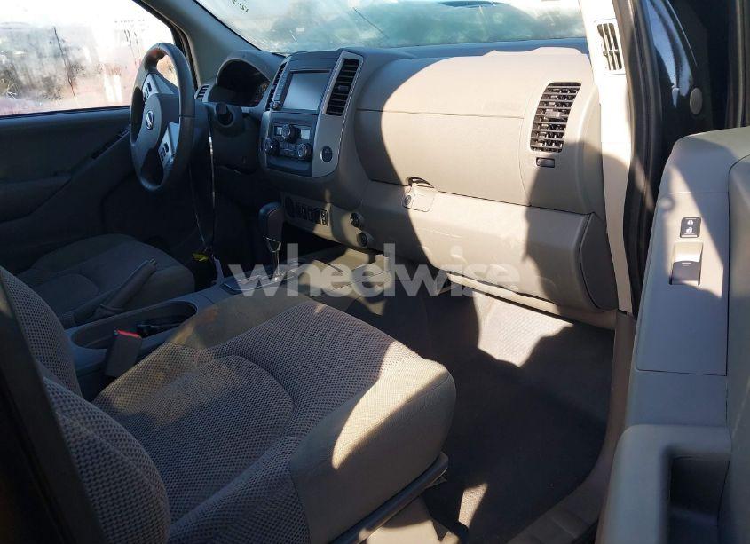 Photo 5 of 2020 Nissan Frontier SV 4X2 (VIN 1N6ED0EA9LN715391)