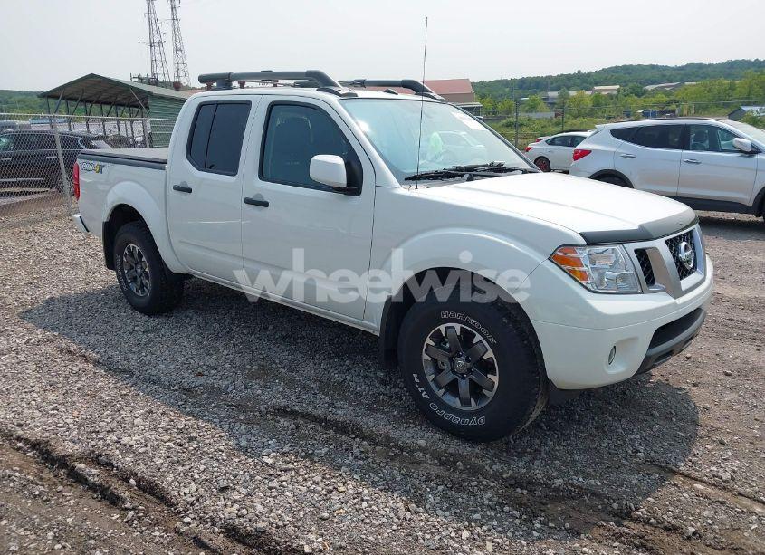2020 Nissan Frontier PRO-4X 4X4 (VIN 1N6ED0EB2LN716262) main photo