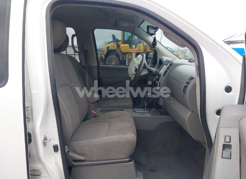 Photo 5 of 2021 Nissan Frontier SV 4X4 (VIN 1N6ED0EB2MN722788)