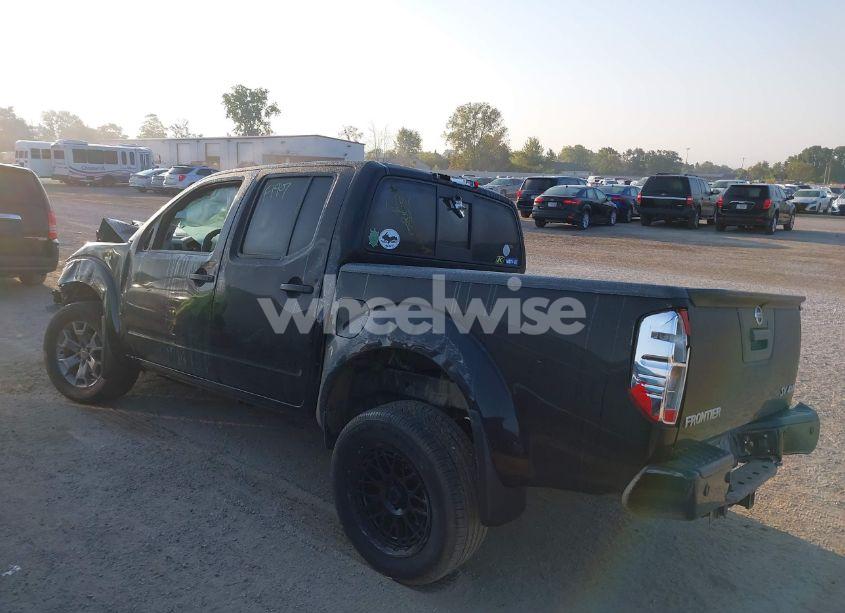 Photo 3 of 2020 Nissan Frontier SV 4X4 (VIN 1N6ED0EB5LN705921)
