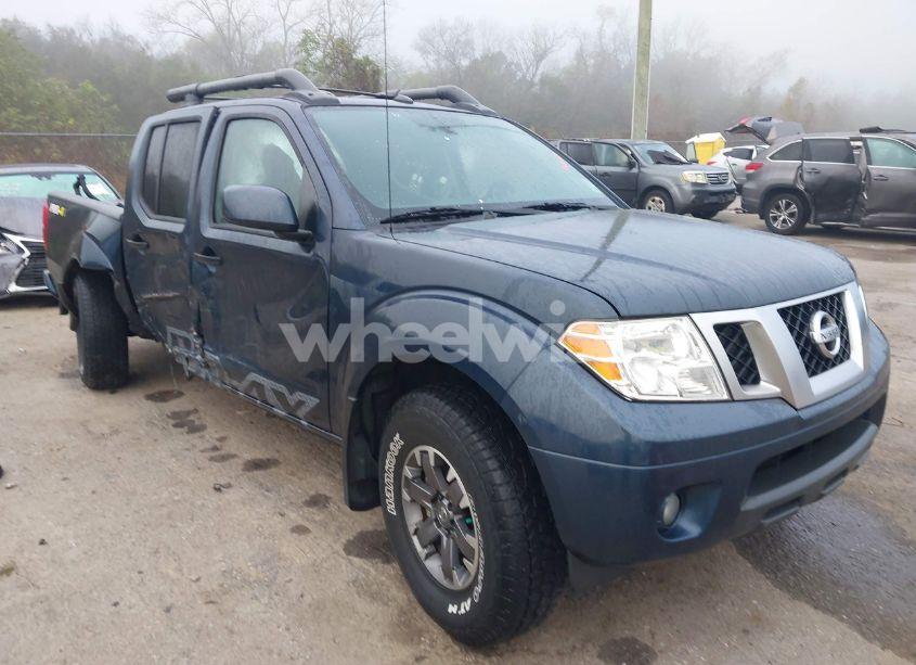 2020 Nissan Frontier PRO-4X 4X4 (VIN 1N6ED0EB6LN723313) main photo