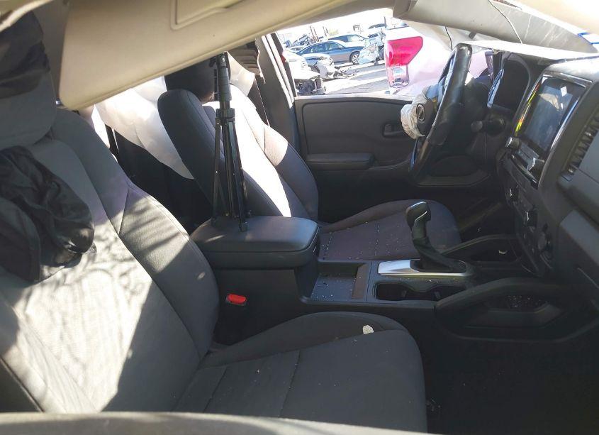 Photo 5 of 2022 Nissan Frontier N/A (VIN 1N6ED1CL7NN673977)