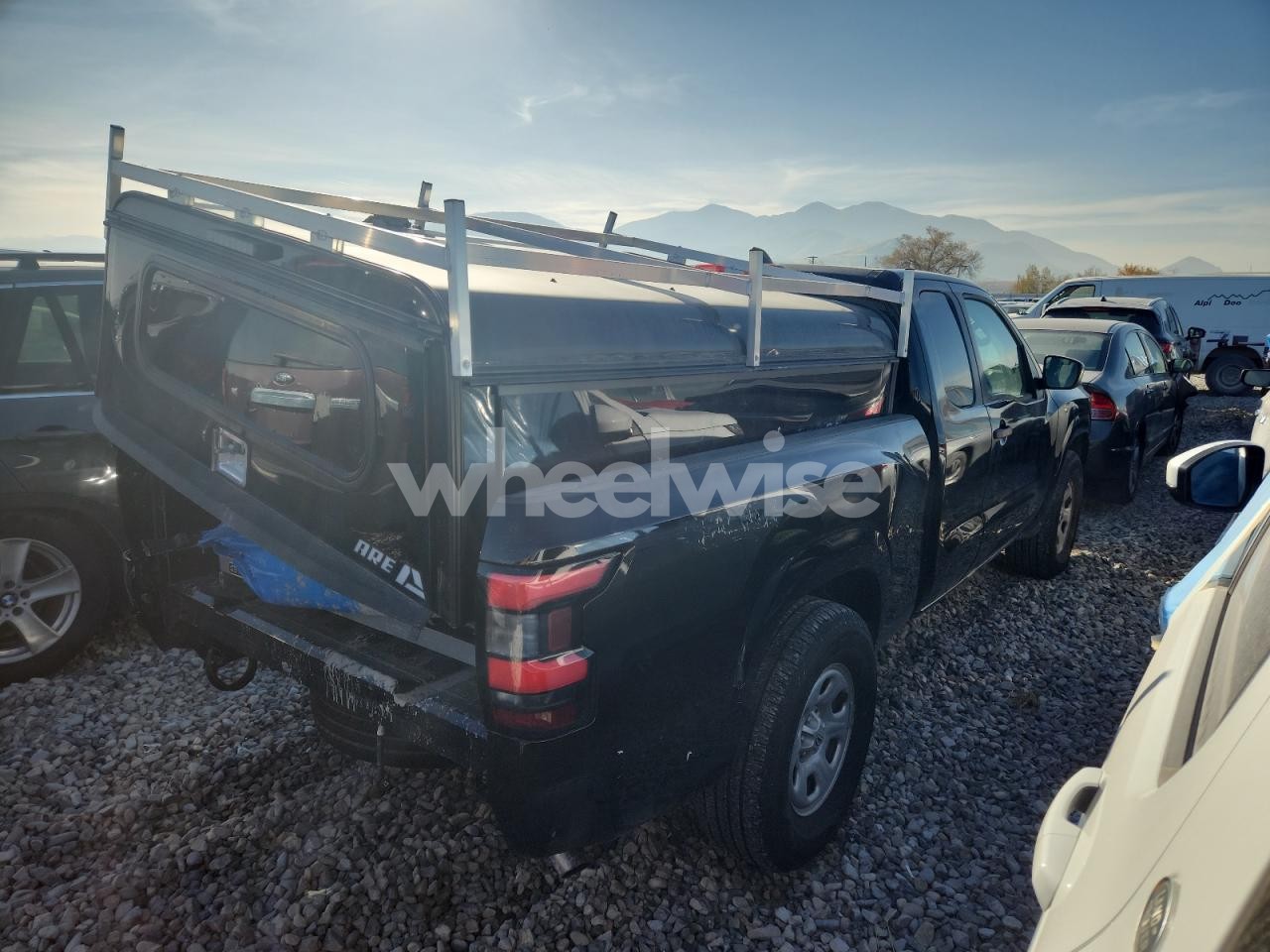 Photo 3 of 2024 NISSAN FRONTIER S (VIN 1N6ED1CL7RN638216)