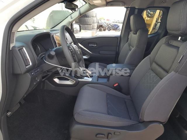 Photo 2 of 2025 NISSAN FRONTIER S (VIN 1N6ED1CM2SN625758)