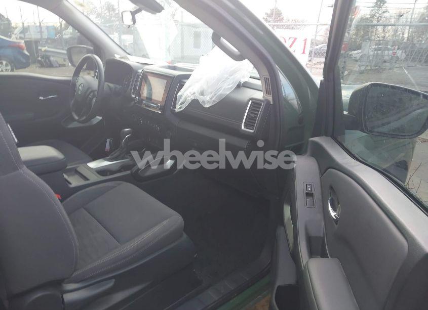 Photo 5 of 2022 Nissan Frontier SV 4X4 (VIN 1N6ED1CM8NN695284)