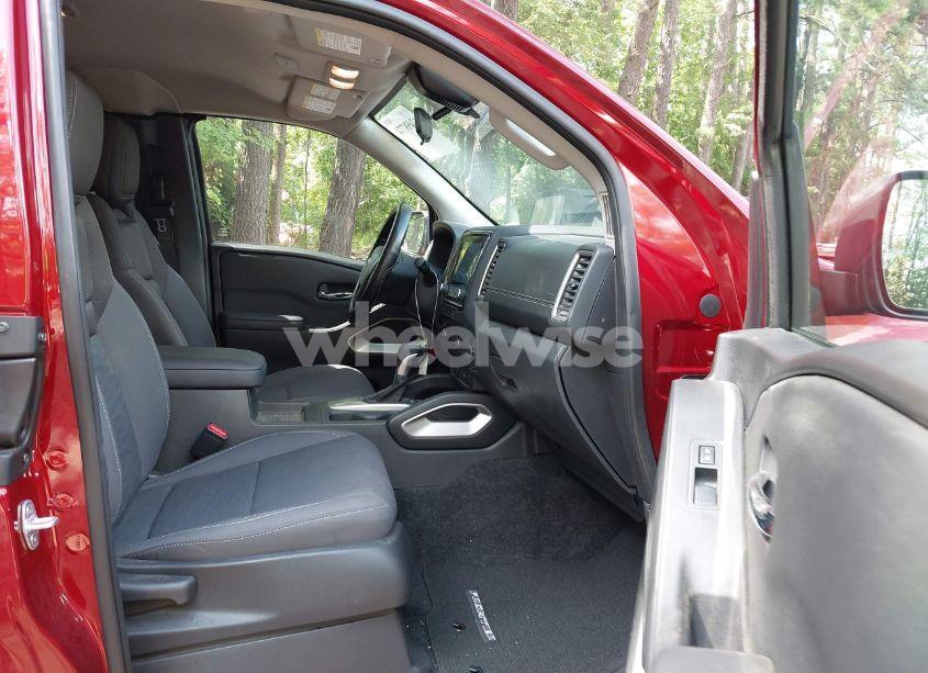 Photo 5 of 2024 Nissan Frontier KING CAB SV 4X4 (VIN 1N6ED1CM8RN608733)