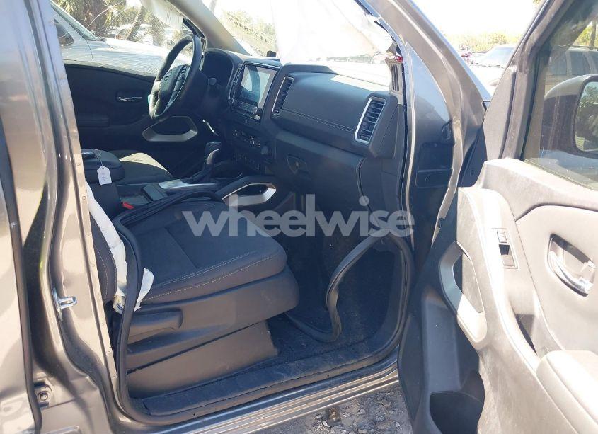 Photo 5 of 2022 Nissan Frontier N/A (VIN 1N6ED1EJ4NN682356)