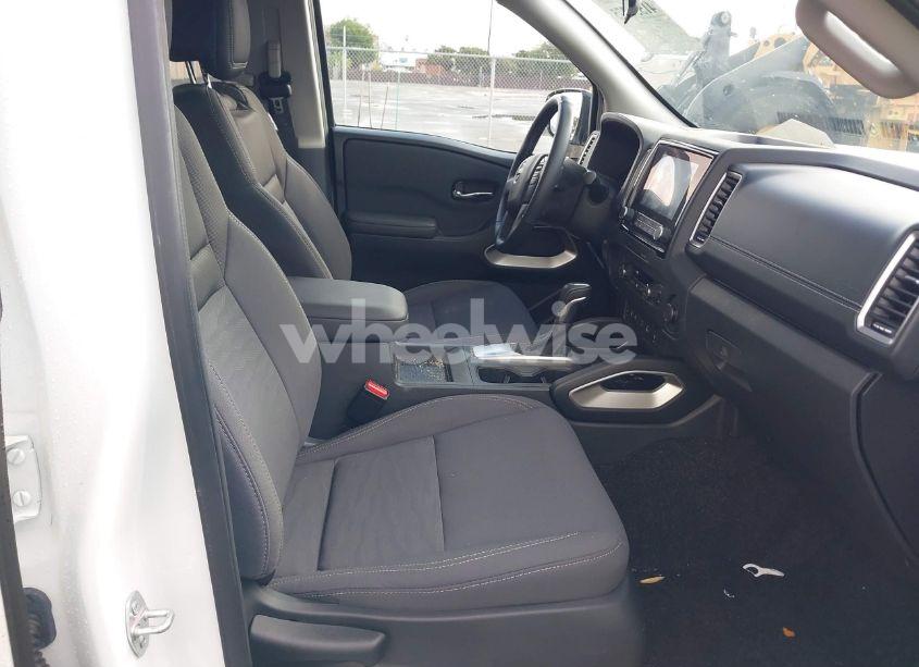 Photo 5 of 2024 Nissan Frontier SV 4X2 (VIN 1N6ED1EJ5RN623421)