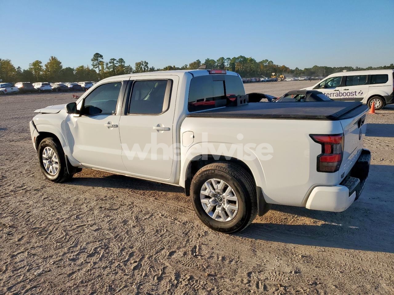 Photo 2 of 2024 NISSAN FRONTIER S (VIN 1N6ED1EJ6RN630510)