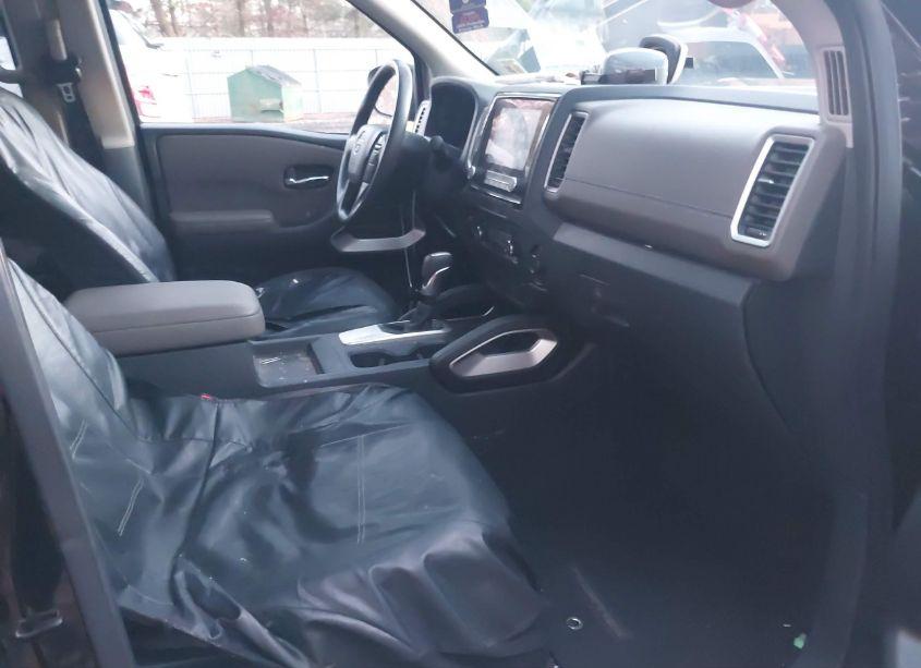 Photo 5 of 2022 Nissan Frontier SV 4X4 (VIN 1N6ED1EK0NN601829)