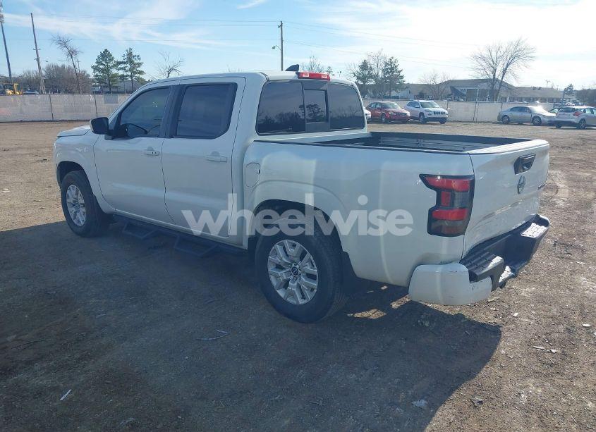 Photo 3 of 2022 Nissan Frontier SV 4X4 (VIN 1N6ED1EK0NN618100)