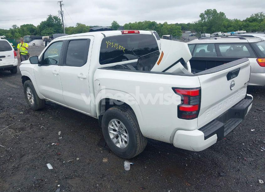 Photo 3 of 2024 Nissan Frontier SV 4X4 (VIN 1N6ED1EK0RN666847)
