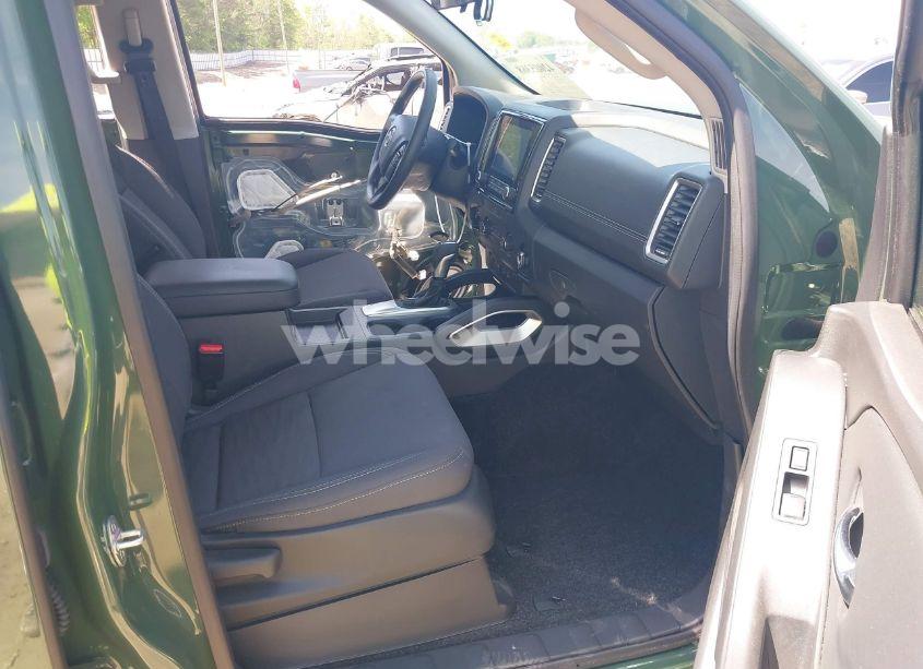 Photo 5 of 2022 Nissan Frontier SV 4X4 (VIN 1N6ED1EK1NN695199)