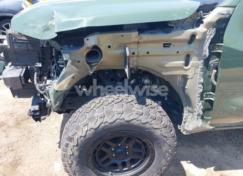 Photo 6 of 2022 Nissan Frontier SV 4X4 (VIN 1N6ED1EK2NN617109)