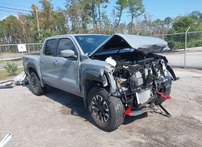 2024 Nissan Frontier PRO-4X 4X4 (VIN 1N6ED1EK2RN658846) main photo