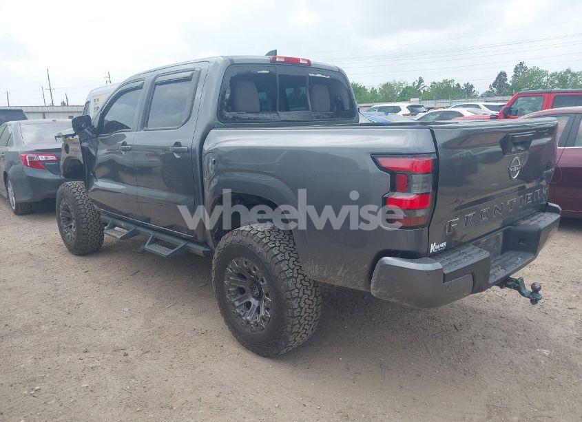 Photo 3 of 2022 Nissan Frontier SV 4X4 (VIN 1N6ED1EK4NN650046)