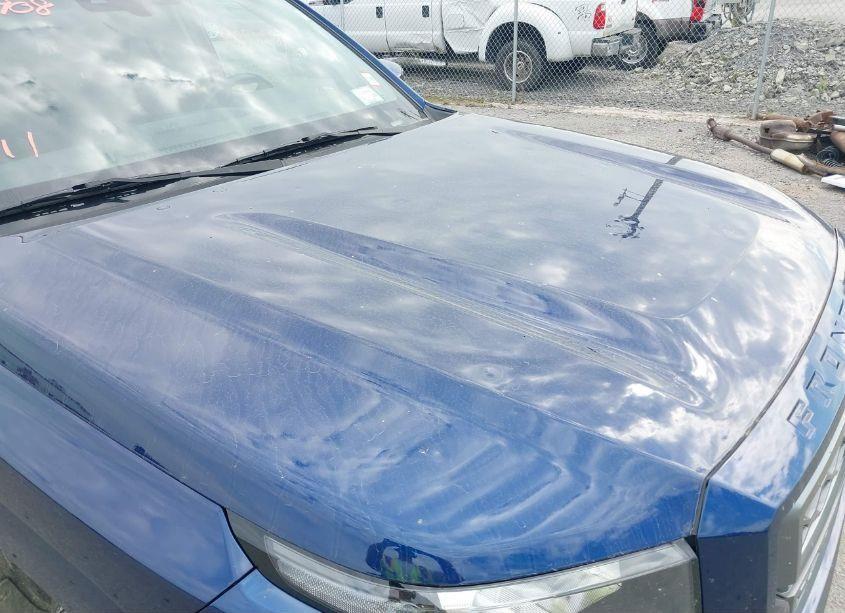 Photo 3 of 2022 Nissan Frontier SV 4X4 (VIN 1N6ED1EK5NN694928)