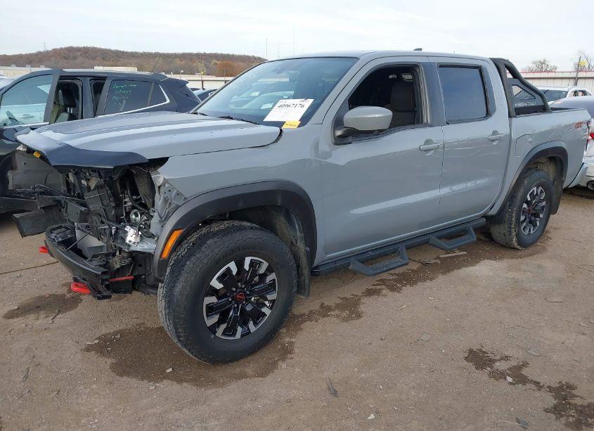 Photo 2 of 2022 Nissan Frontier PRO-4X 4X4 (VIN 1N6ED1EK6NN662618)