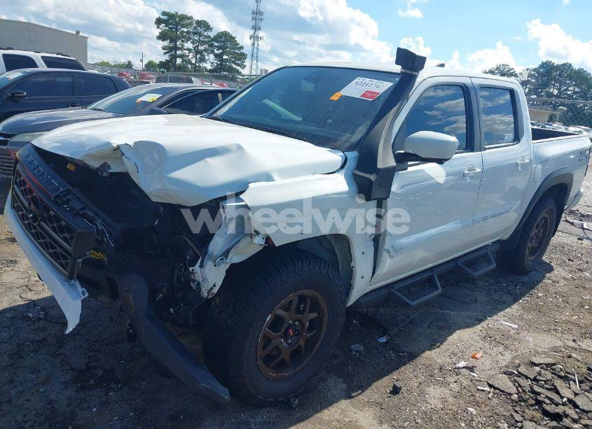 Photo 2 of 2022 Nissan Frontier PRO-4X 4X4 (VIN 1N6ED1EK6NN671965)