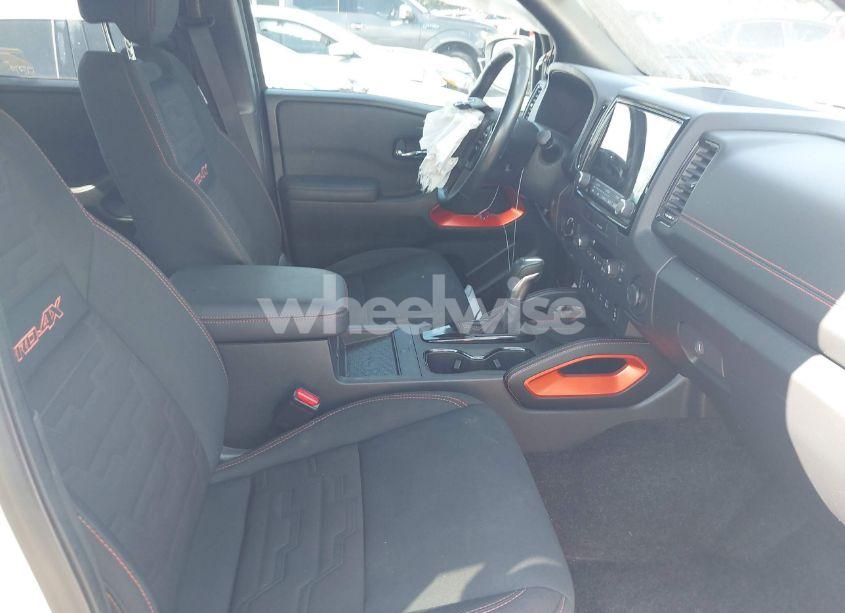 Photo 5 of 2022 Nissan Frontier PRO-4X 4X4 (VIN 1N6ED1EK6NN671965)