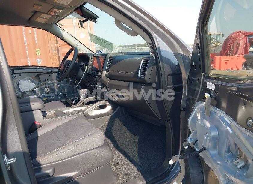 Photo 5 of 2023 Nissan Frontier SV 4X4 (VIN 1N6ED1EK6PN601918)