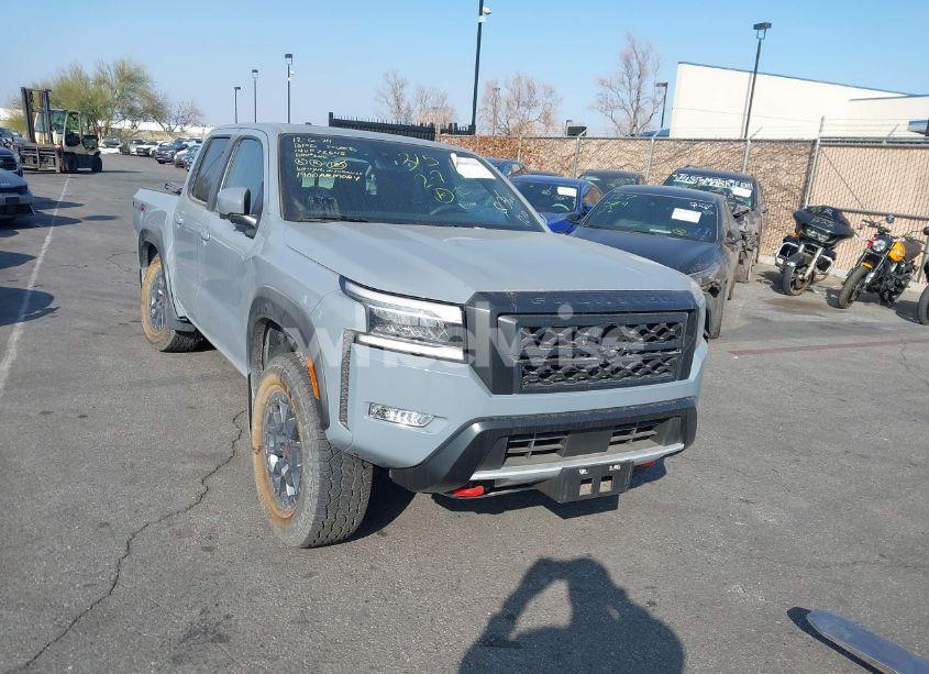 2024 Nissan Frontier PRO-4X 4X4 (VIN 1N6ED1EK6RN657067) main photo