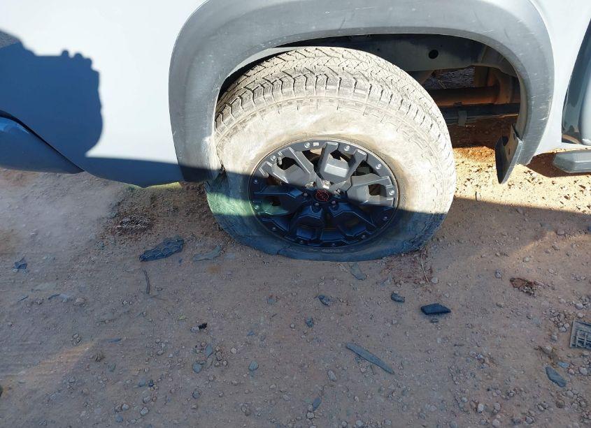 Photo 6 of 2022 Nissan Frontier PRO-4X 4X4 (VIN 1N6ED1EK7NN676768)