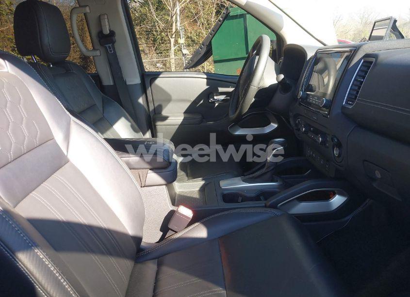 Photo 5 of 2023 Nissan Frontier SV 4X4 (VIN 1N6ED1EK8PN635987)