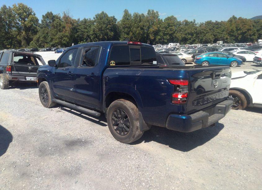 Photo 3 of 2022 Nissan Frontier SV 4X4 (VIN 1N6ED1EKXNN610215)