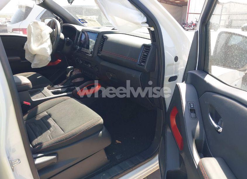 Photo 5 of 2024 Nissan Frontier PRO-4X 4X4 (VIN 1N6ED1EKXRN651496)