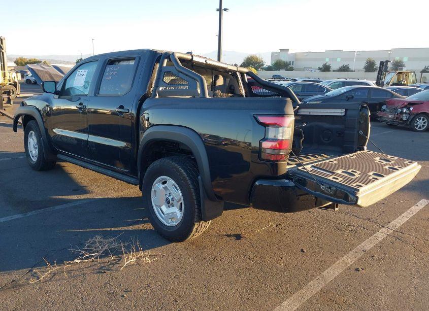 Photo 3 of 2024 Nissan Frontier SV 4X4 (VIN 1N6ED1EKXRN663972)