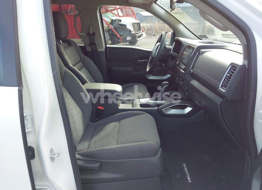 Photo 5 of 2024 Nissan Frontier LONG BED SV 4X4 (VIN 1N6ED1FKXRN664604)