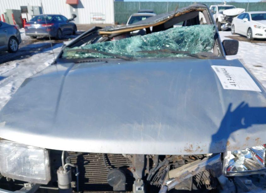 Photo 10 of 2000 Nissan Frontier DESERT RUNNER SE-V6/DESERT RUNNER XE-V6 (VIN 1N6ED26T0YC305657)